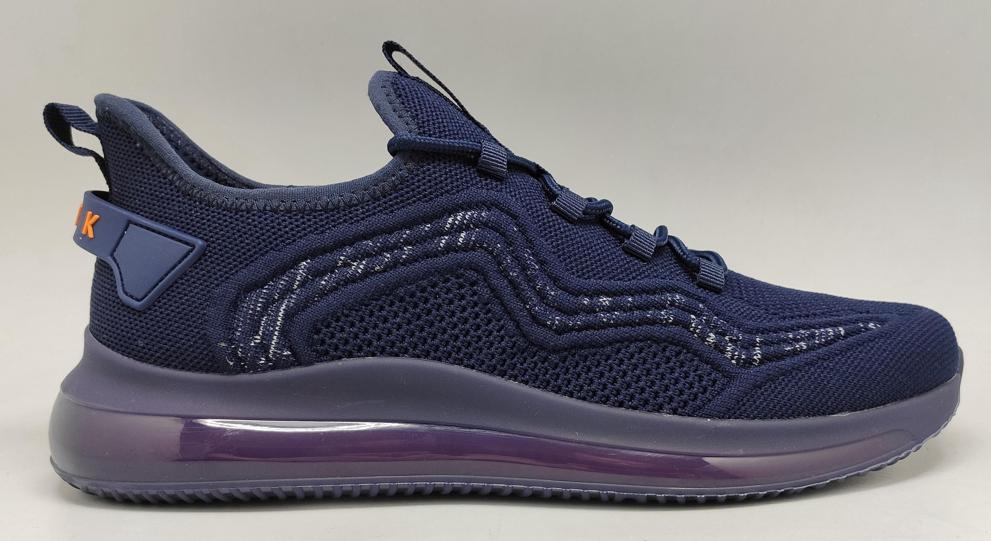 Navy Knit Runner — men's athletic footwear