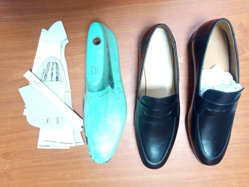 Finished loafers, lasts, and patterns ready for delivery